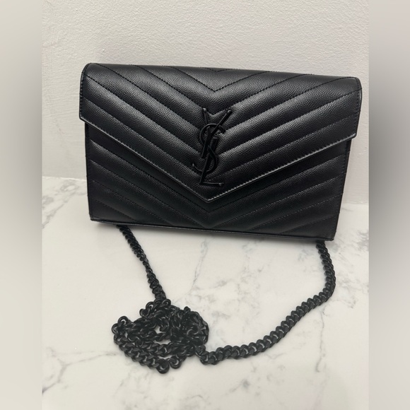 Rare Black on Black Yves Saint Laurent Wallet-On-Chain Medium Black on Black 🖤 - Picture 8 of 15